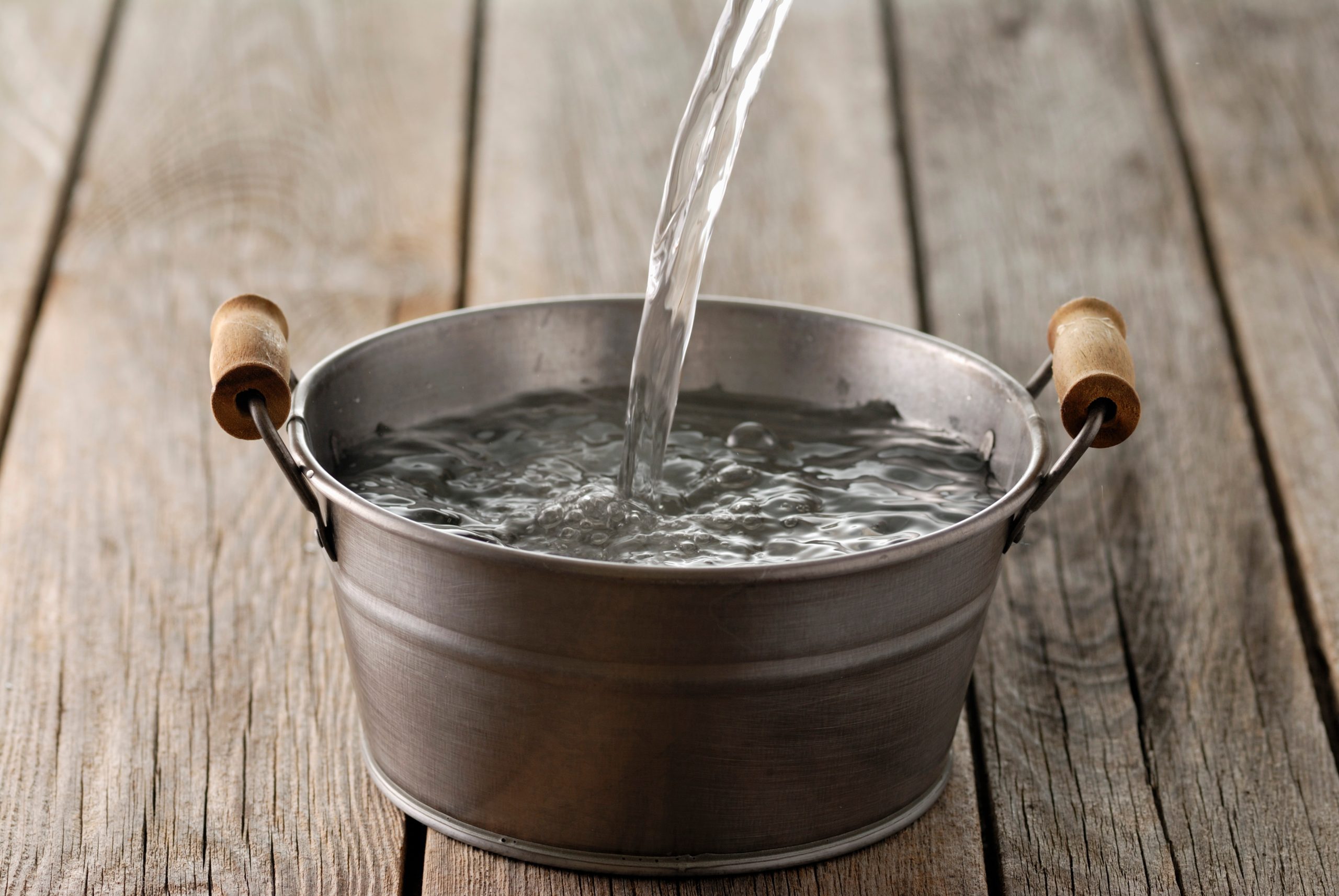 acqua distillata fatta in casa